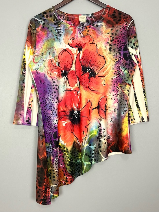 Jess & Jane Tops - Jess & Jane Rhinestone Floral Tunic Top Women’s Size M Asymmetrical Hem Colorful